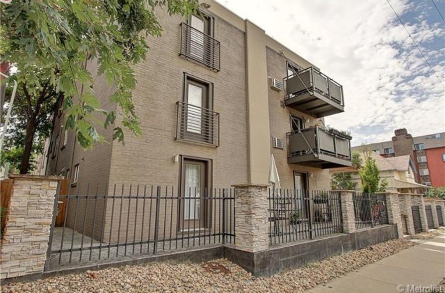 Building Photo - 120 S Pennsylvania St