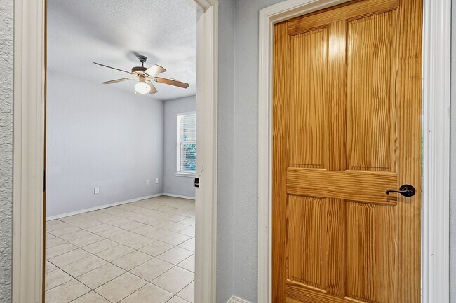 Building Photo - 351 Cielo Grande Ct