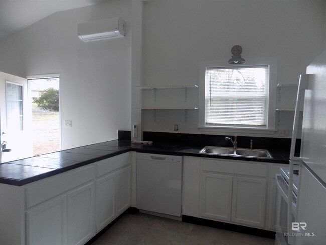 Building Photo - 7080 Hurricane Rd