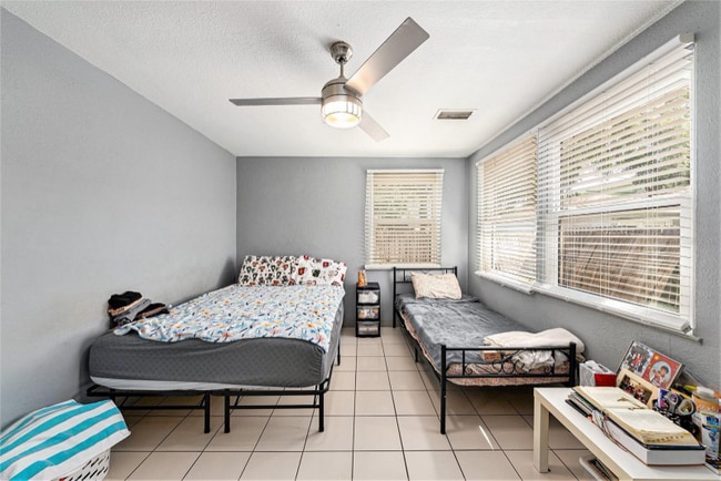 Building Photo - 1432 San Juan Ct