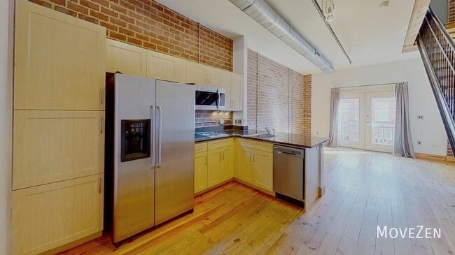 Building Photo - 3205 N Davidson St