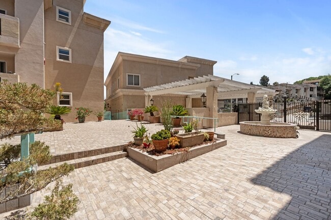 Building Photo - Spacious One-Bedroom in 55+ Monterey Park ...