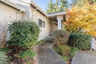 Building Photo - 16908 River Rock Dr