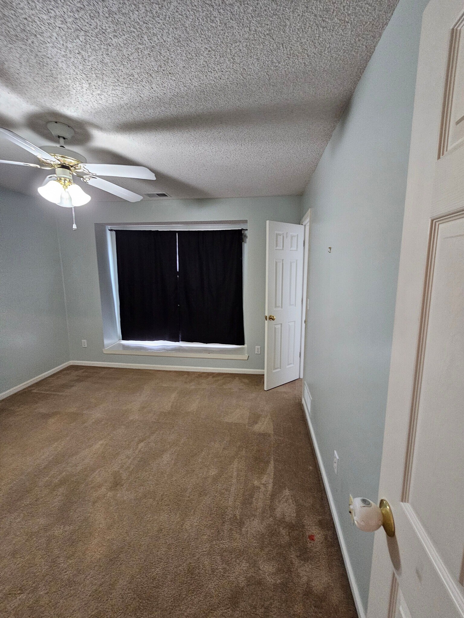 Building Photo - 14117 Parkhill Ln