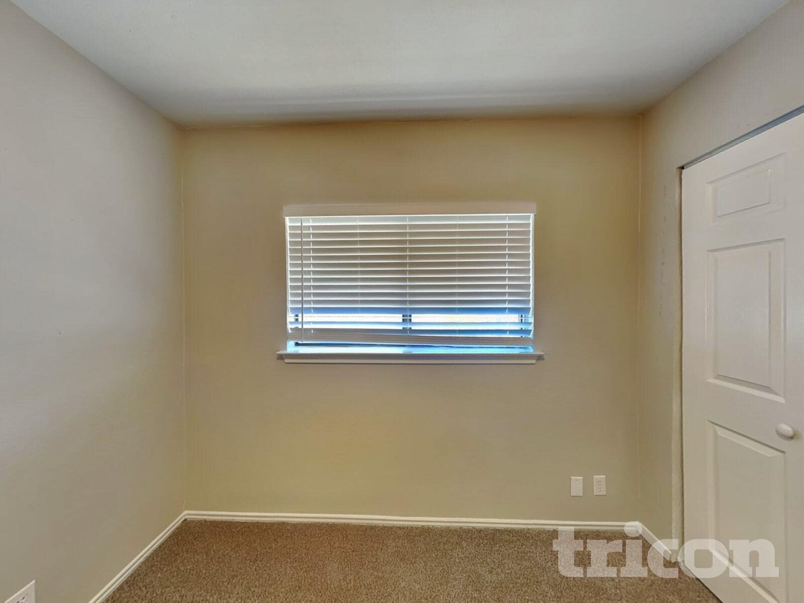 Building Photo - 7715 Skyline Ridge Dr