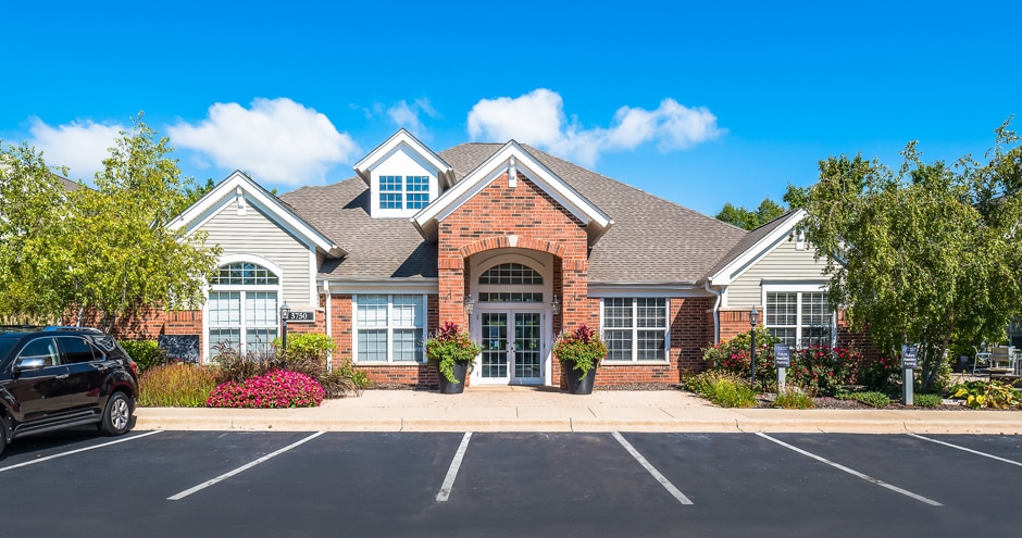 Building Photo - Legacy at Fox Valley Apartments