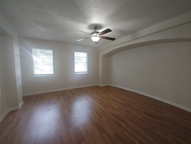 Building Photo - 2252 Shadowdale Dr