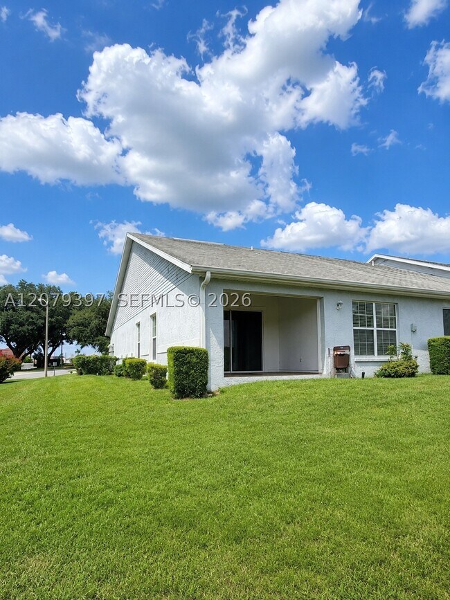 Building Photo - 10409 SW 85th Ct