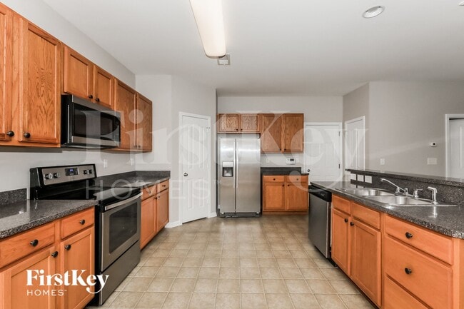 Building Photo - 16422 Austringer Pl