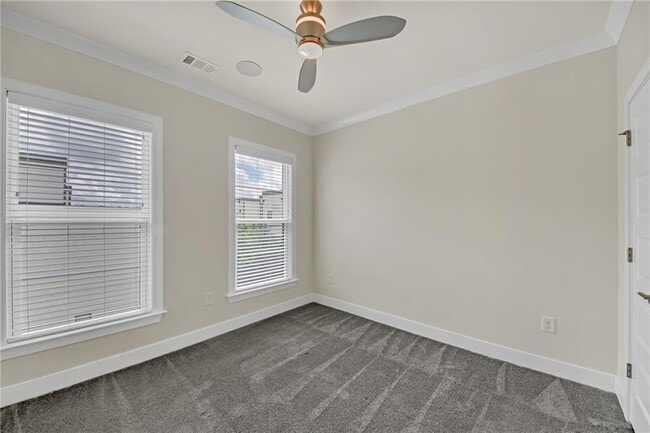 Building Photo - 860 Stonehill Ln