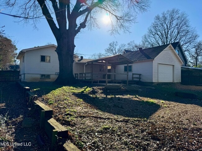 Building Photo - 1268 Staunton Dr