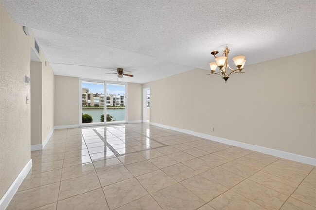 Building Photo - 7540 Bay Island Dr S
