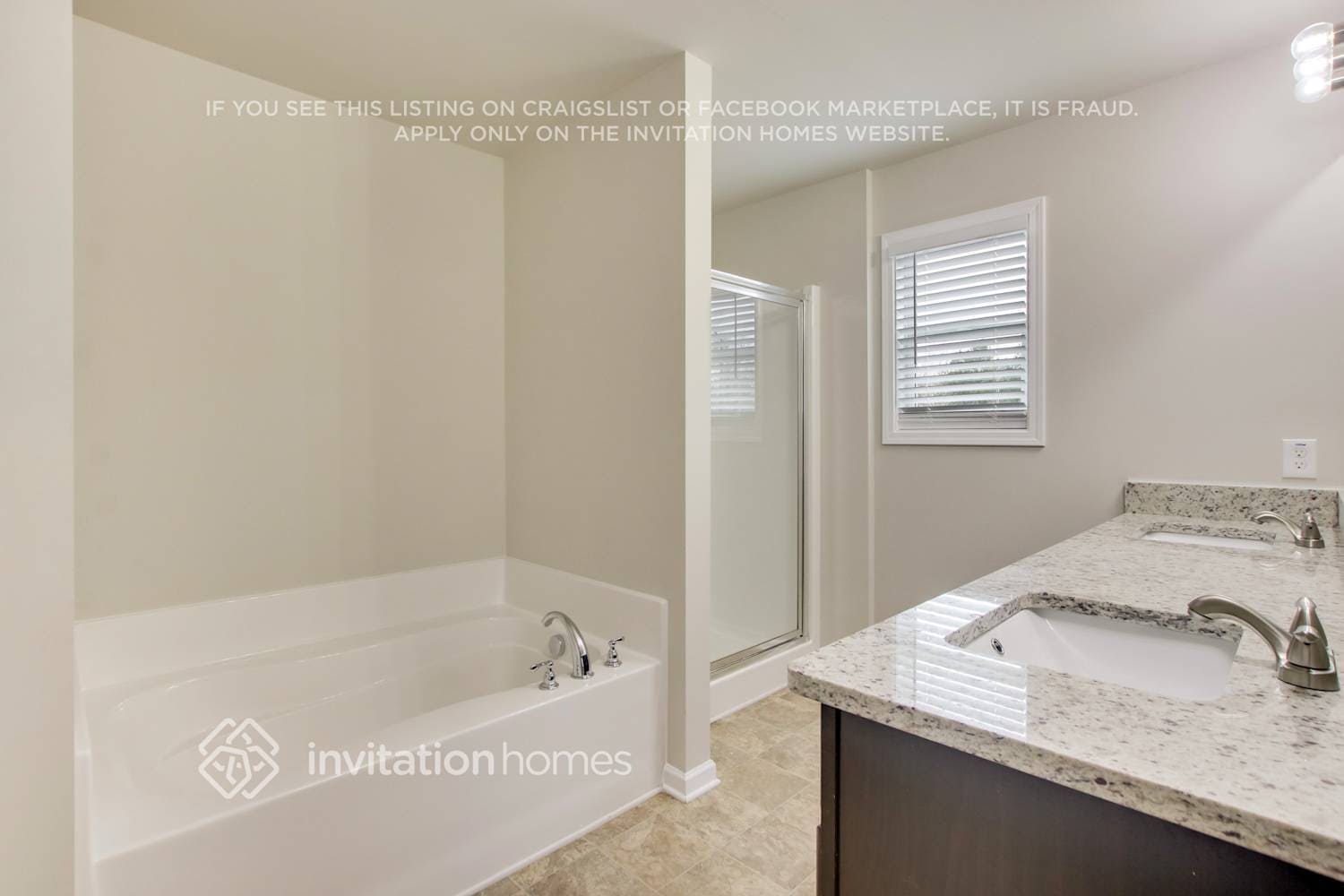 Building Photo - 2240 Bonny Glen Cir