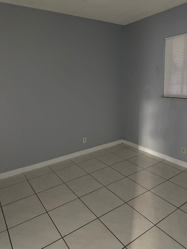 Building Photo - JEP9151176 LLC