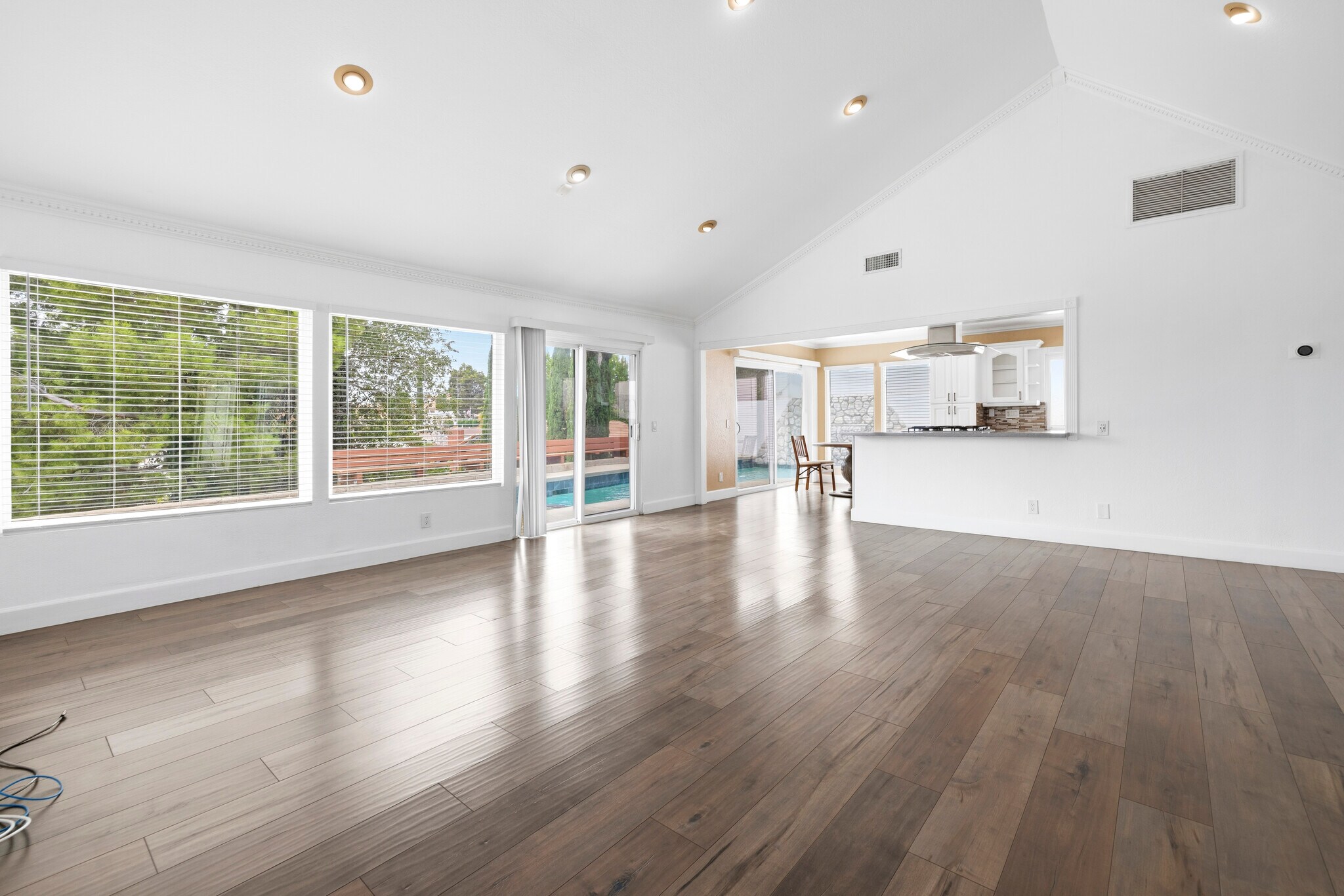 Building Photo - 17554 Doric St