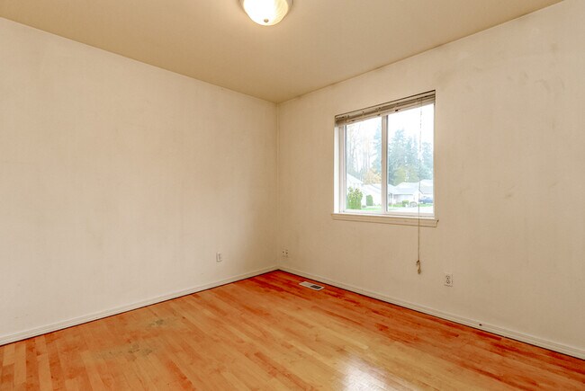 Building Photo - 12805 169th St Ct E