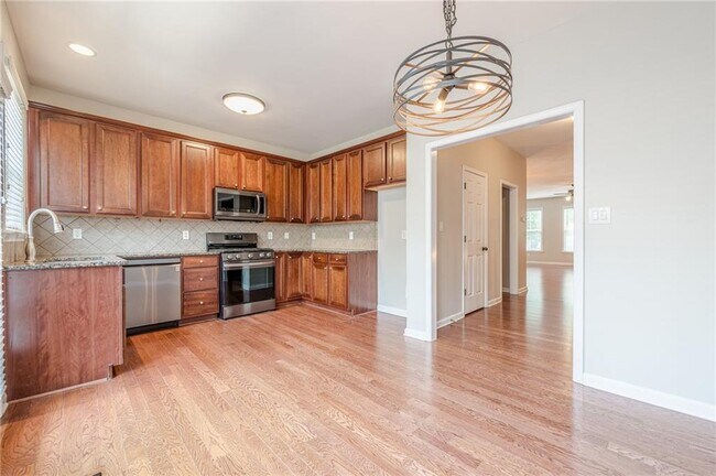 Building Photo - 4404 Village Field Place