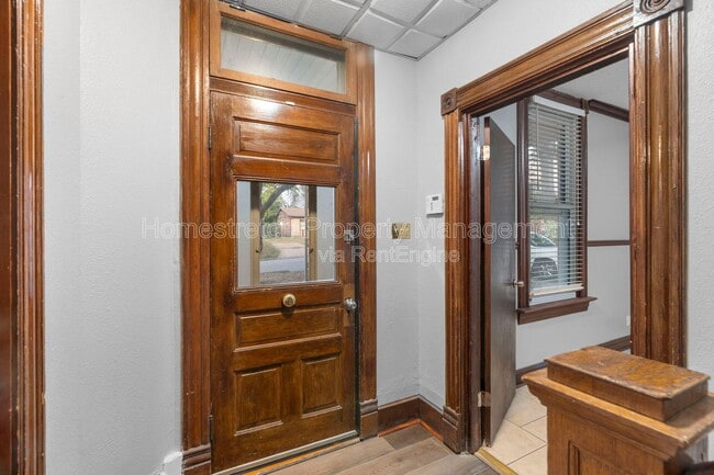 Building Photo - 2420 Shirley Ave