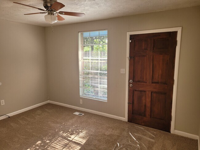 Building Photo - 164 N Ballard Dr