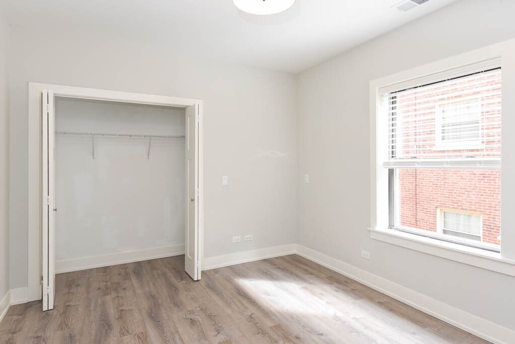 Building Photo - 1139 Maple Ave