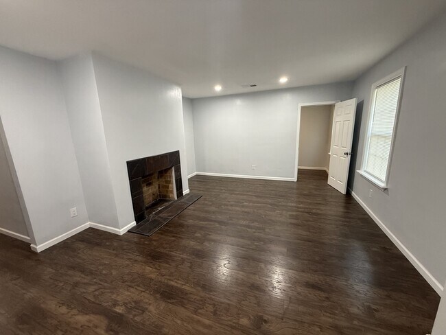 Building Photo - 1031 N Belvedere Blvd