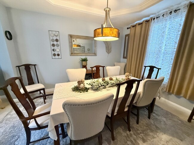 Building Photo - 5208 Aspenwood Dr