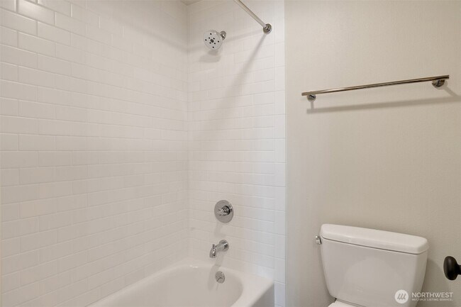 Building Photo - 1016 SW 152nd St
