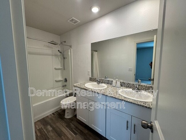 Building Photo - 227 W Douglas Ave