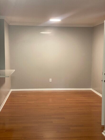 Dinning Room - 1002 Woodland Vlg