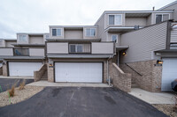 Building Photo - 14521 Cobalt Ave