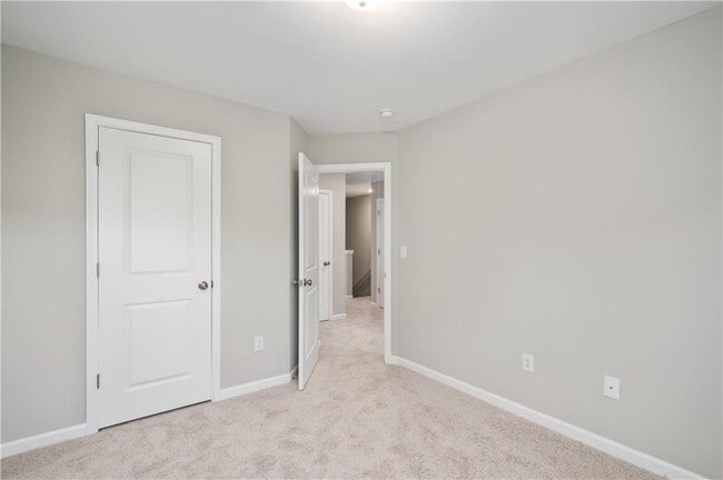 Building Photo - 2826 Laurel Ridge Cir