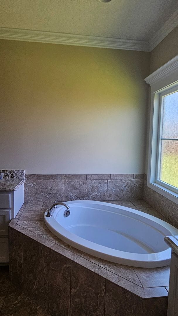 Building Photo - Knights Landing four bedroom home