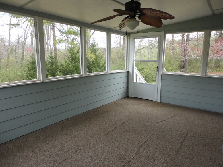 Building Photo - 5150 Hyde Trl