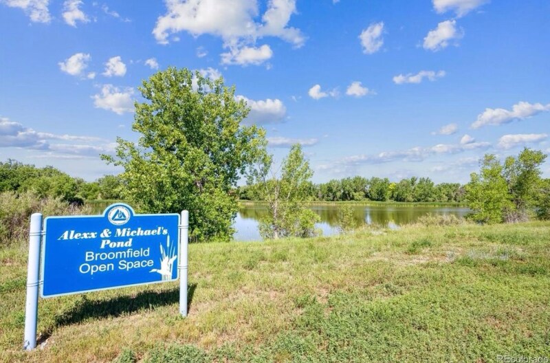 Building Photo - 13225 Grove Way