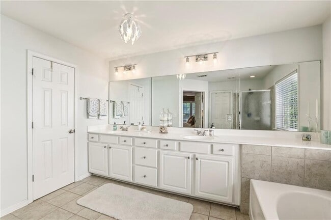 Building Photo - 4020 Emerald Glade Ct