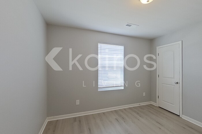 Building Photo - 2476 Whirlwind Ln