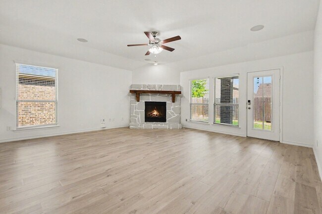 Building Photo - 10020 Levelland Pl