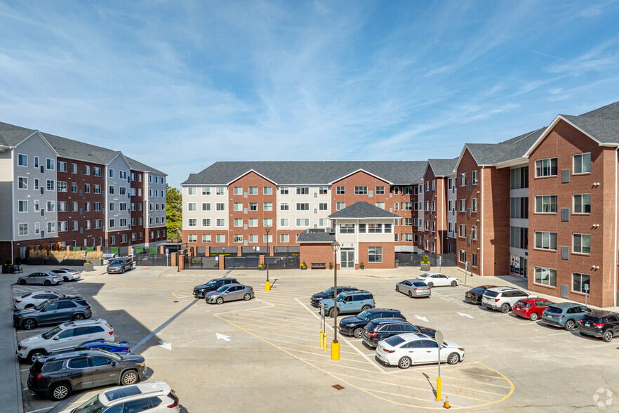 Riverwalk - The Landings at Riverwalk