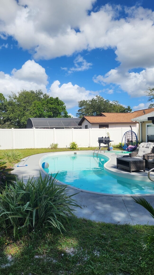 Building Photo - 2905 Autumnwood Trail