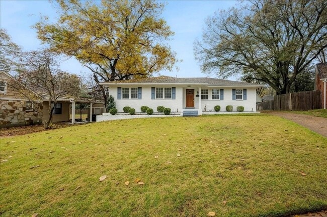 Building Photo - Newly Renovated Home for Rent in Great and Quiet Neighborhood!