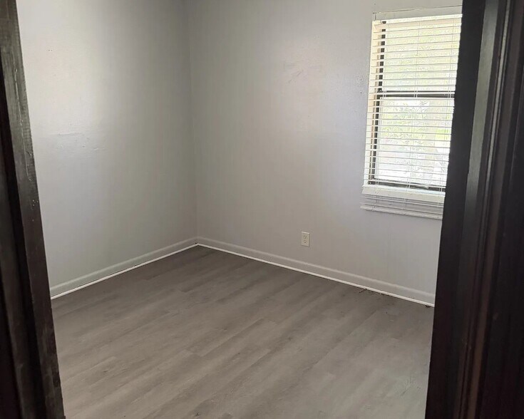 Building Photo - 3152 Brasque Dr