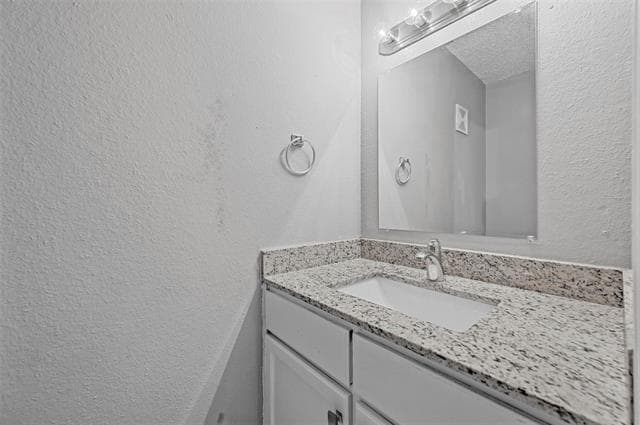 Building Photo - 3034 Tudor Ln