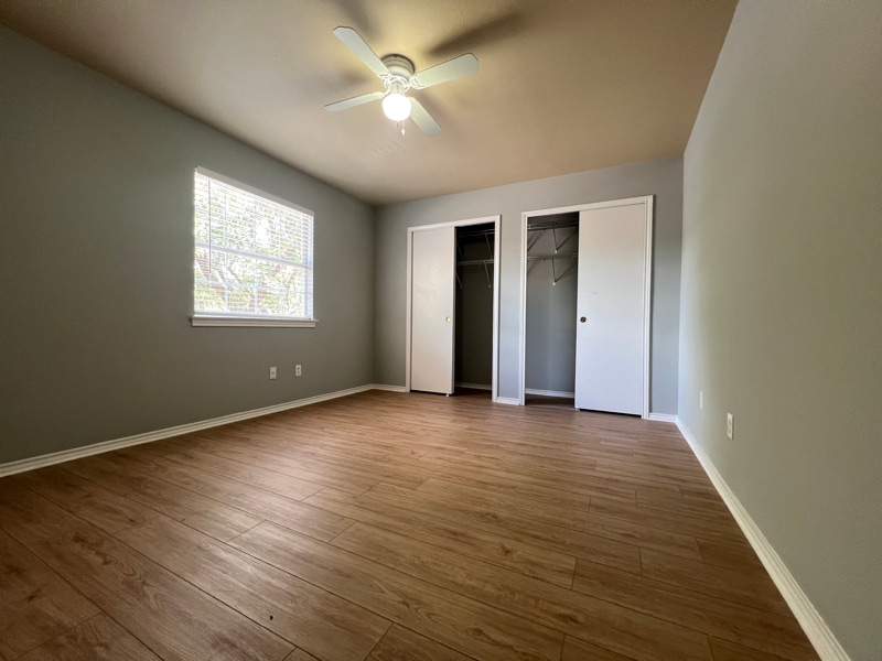 Building Photo - 8011 Rustic Park