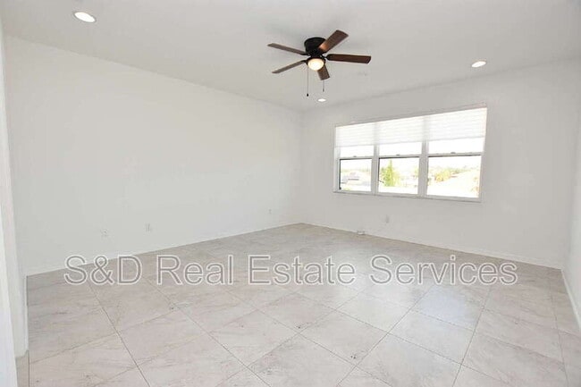 Building Photo - 3953 Aquilla Dr