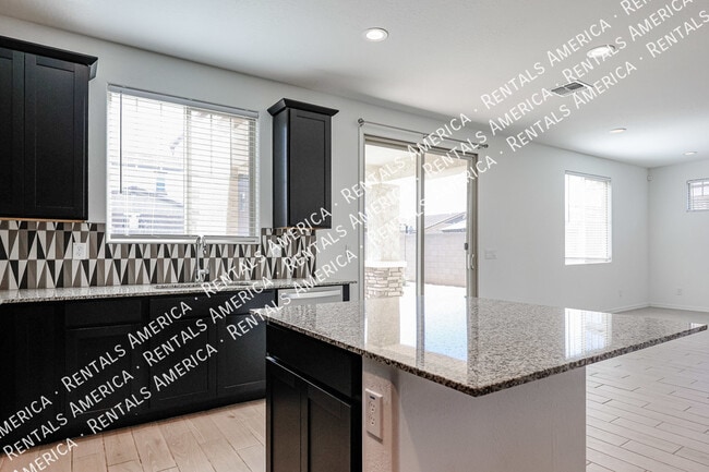 Building Photo - 5509 N 108th Ave