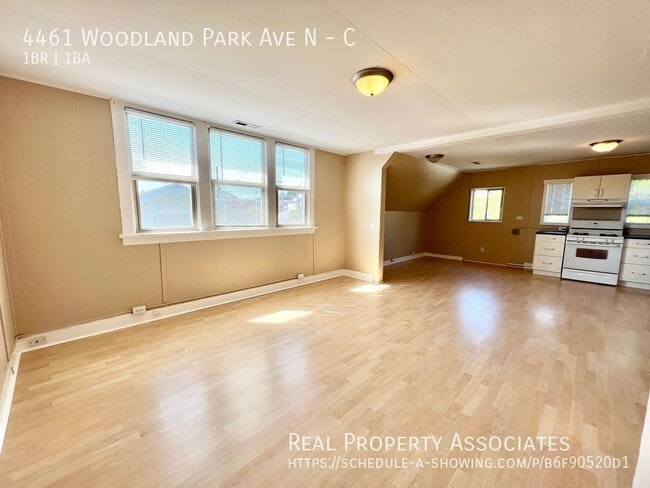 Building Photo - 4461 Woodland Park Ave N