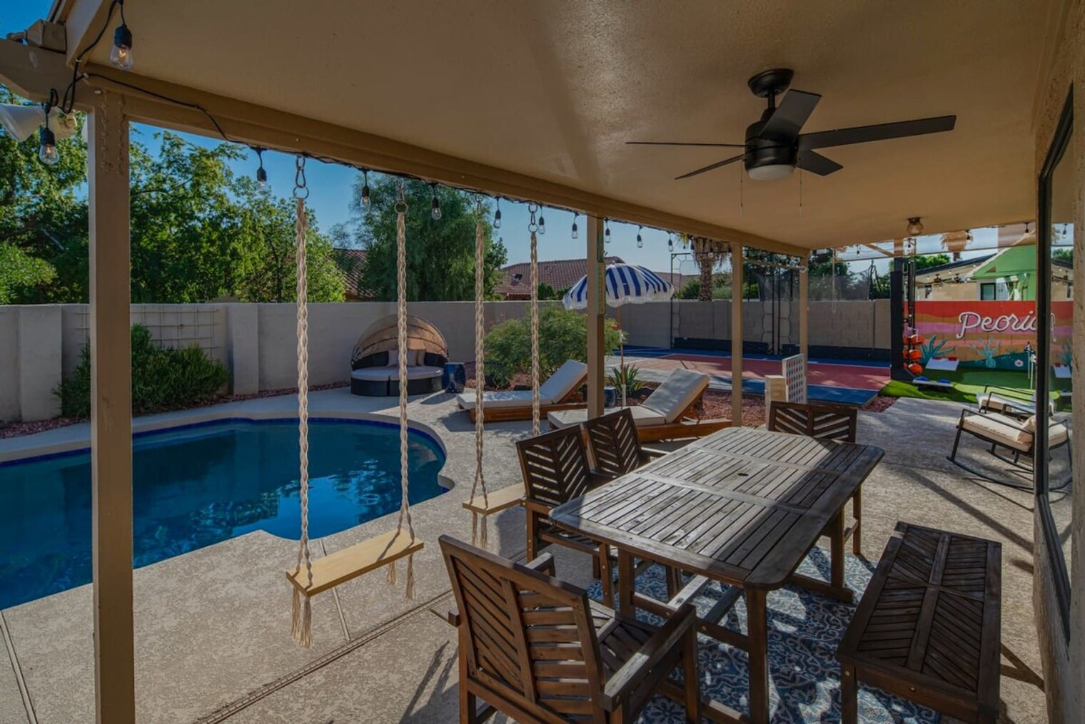 Building Photo - 7747 W Calavar Rd