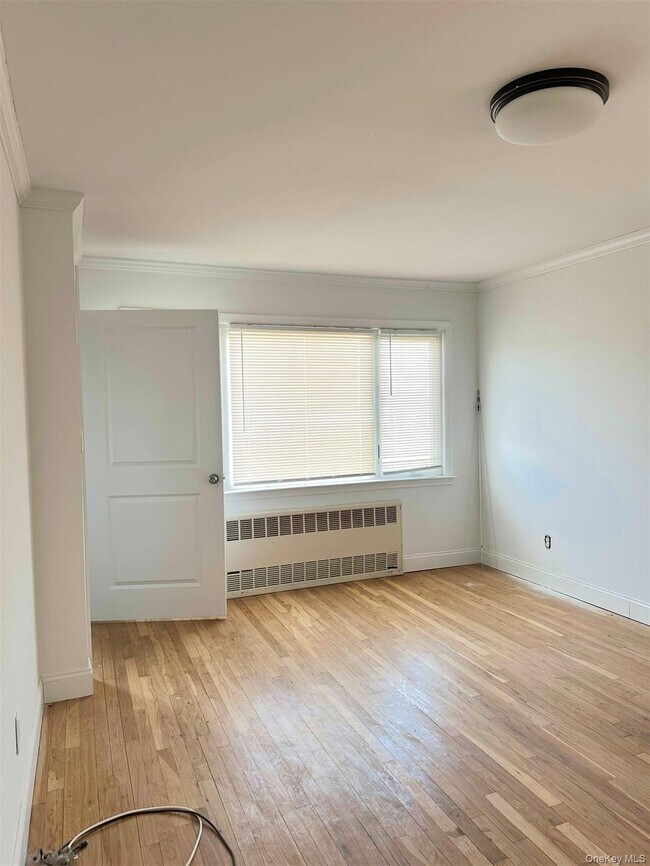 Building Photo - 110 Evergreen Ave