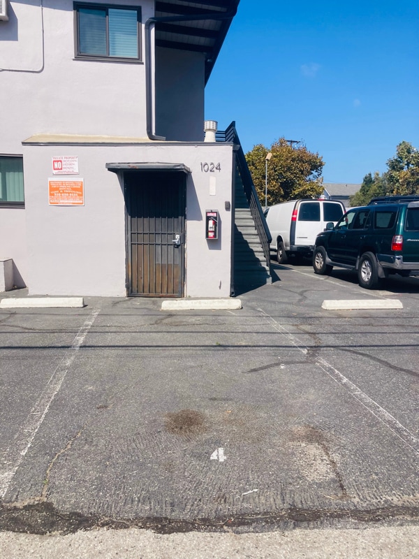 Building Photo - 1024 Pico Blvd