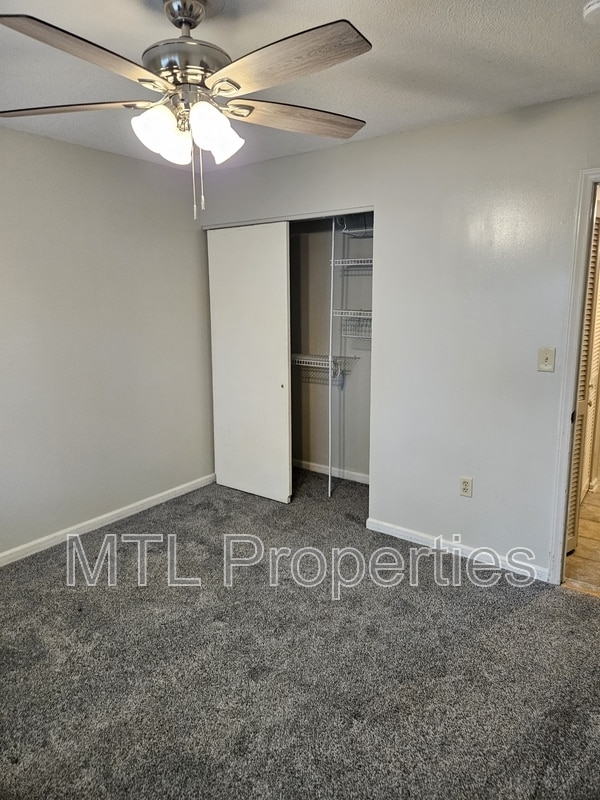 Building Photo - 1636 Hunters Trail